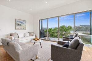 A Hood River vacation rental close to local Oregon breweries.