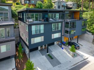 Hood River lodging options.